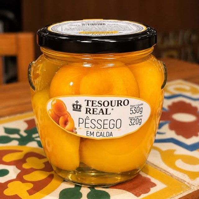Pêssego em Calda